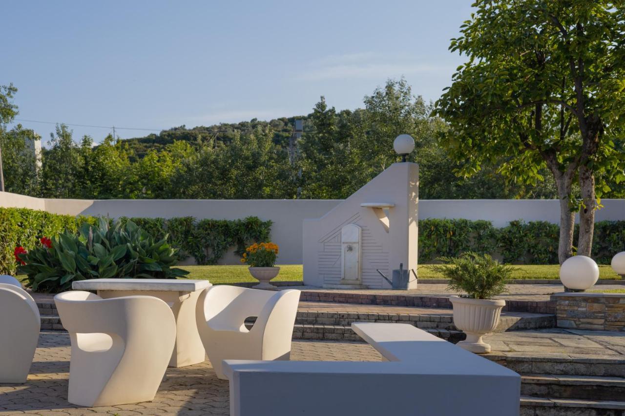 Villa Elisabeth Platamonas Eksteriør bilde